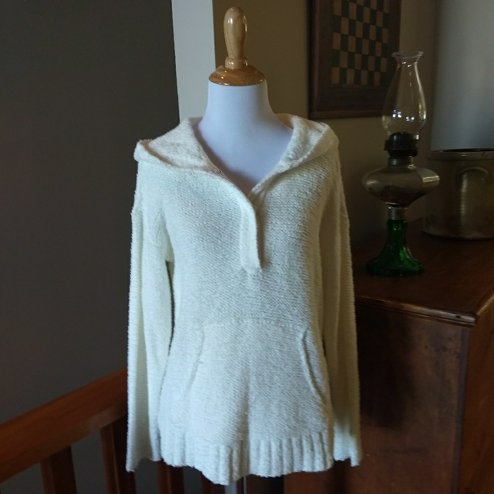 Lou and Grey hooded pullover sweater